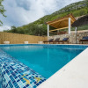 Отель Villa Dundo Pero - Four Bedroom Villa With Swimming Pool and Sea View ID Direct Booker 6744, фото 10