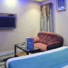Отель OYO 4956 Hotel Maharaja Palace, фото 2
