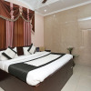 Отель OYO 8672 Hotel Friends, фото 25