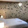 Отель Gite 6 Pers. Lou Poundet À Bielle, фото 15