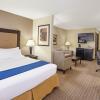 Отель Holiday Inn Express Hotel & Suites Madison-Verona, an IHG Hotel, фото 26