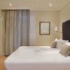 Отель Unit Number 204 Cape Royale Luxury Apartments, фото 3