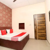 Отель OYO 16734 Sheela Stays, фото 3