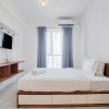 Отель New And Comfy Studio Sky House Alam Sutera Apartment, фото 3