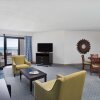 Отель DoubleTree Resort by Hilton Myrtle Beach Oceanfront, фото 8