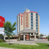 Отель Ramada Lethbridge, фото 1