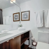Отель Amazing Suites In Yorkville, фото 7