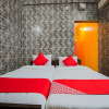 Отель OYO 18796 Selfia Guesthouse, фото 10