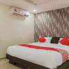 Отель Jay Radhe by OYO Rooms, фото 3