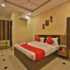 Отель OYO 11867 Hotel Nilkanth Inn, фото 16