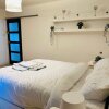 Отель Immaculate 3-bed Apartment in London в Лондоне