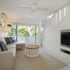 Отель Apartments at The White House Port Douglas, фото 4