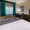 Отель La Quinta Inn by Wyndham Indianapolis North at Pyramids, фото 5