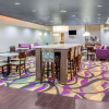 Отель La Quinta Inn & Suites by Wyndham Luling, фото 17