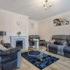 Отель Impeccable 3-bed House in Basildon, фото 6