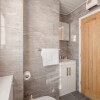 Отель Luxury 2 Bed Room Lake View Apt Bowness Parking, фото 10