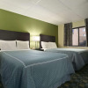 Отель Travelodge by Wyndham Cleveland Lakewood, фото 4