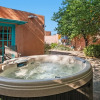 Отель Amor - Historic Adobe in the Heart of The Railyard and Downtown Santa Fe, Hot Tub, фото 26