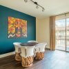 Отель Luxe Apts in Mission Valley by WanderJaunt, фото 24