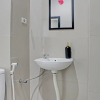 Отель Capital O 92583 Raja Soeta Hostel Syariah, фото 10
