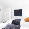 Отель Leeds Luxury 3-bedroom Retreat, фото 4