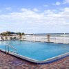 Отель Comfort Inn & Suites Daytona Beach Oceanfront, фото 16