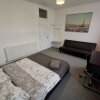 Отель London budget Guesthouse в Лондоне