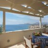 Отель Villa Itis Luxury Suite with Balcony, Panoramic View & Jacuzzi, фото 10