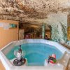 Отель San Martin Wonderful Pool & SPA Villa, фото 5
