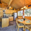 Отель Big Bear Cabin: Deck, 5 Mi to Big Bear Mtn Resort, фото 10