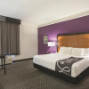 Отель La Quinta Inn & Suites by Wyndham Phoenix Scottsdale, фото 22