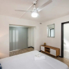 Отель Modern 1 Bedroom Apartment Near the River and the City, фото 14