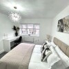 Отель Luxury 2-bed Apartment Lindley Huddersfield, фото 5