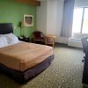 Отель Pleasant Stay Inn & Suites, фото 3