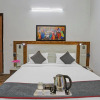 Отель Townhouse Gn Stay Near GNIDA Office Metro Station, фото 8