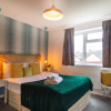 Отель PickThePlace 3-bedroom Plymouth apartment, фото 1