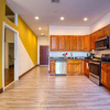 Отель Sosuite 2BR Apt w W D Gym On-site Restaurant, фото 4