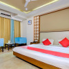 Отель B&B Hotel by OYO Rooms, фото 12