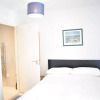 Отель Modern 1 Bedroom With Balcony in Wandsworth, фото 7