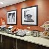 Отель Hampton Inn &  Suites Grants Pass, фото 11