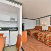 Отель Econo Lodge Oceanfront, фото 4