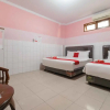 Отель RedDoorz Plus @ Jalan Gatot Subroto Medan, фото 4