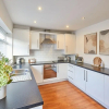 Отель Host Stay Newsam Crescent, фото 5