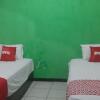 Отель OYO 3449 Putri Garuda Syariah, фото 11