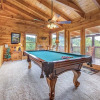 Отель Lookout Ridge 3 Bedroom Home with Hot Tub, фото 14