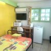 Отель Studio In Basse Terre With Enclosed Garden And Wifi 12 Km From The Beach, фото 1