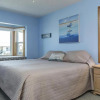 Отель Out of the Blue by Oak Island Accommodations, фото 7