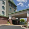 Отель Holiday Inn Express Breezewood, an IHG Hotel, фото 25