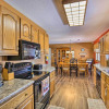 Отель 'cumberland Retreat' w/ Lakefront Yard & Dock, фото 10
