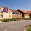 Отель Premier Inn Petersfield, фото 12